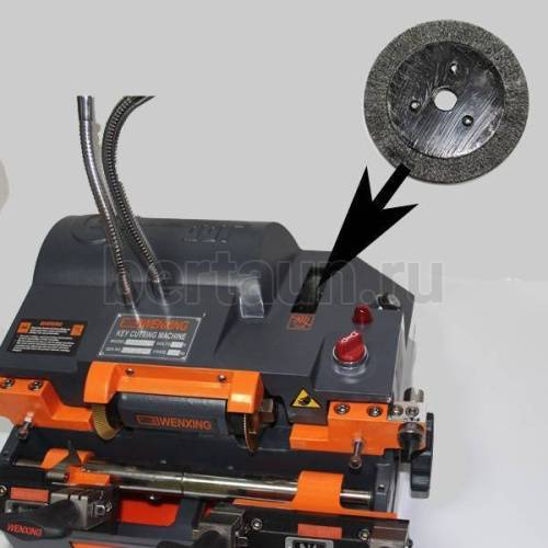 Запчасть №59  Щётка металлическая на станок WENXING 100 Е1 D 16 мм (16620)