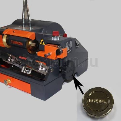 Запчасть №51 Ручка WENXING золотистая на приставку