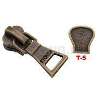 Замок-бегунок №168 трактор Т5 BERT D-51244 антик